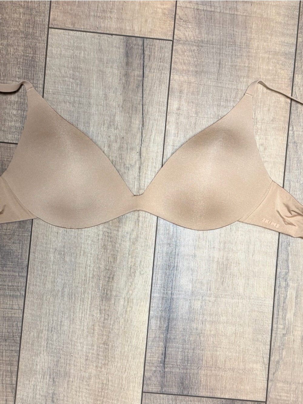 Skims Seamless Nude T-Shirt Bra - Women Intimates & Sleepwear